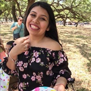 Meet your Posher, Natalie